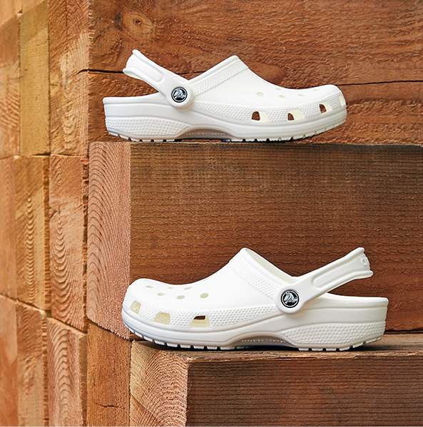 Classic Clog in White.